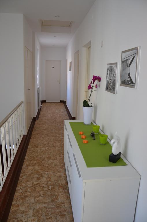 Locarno, Casa Pioda - Nahe Zentrum, Mit Balkon Und Parkplatz Exterior photo